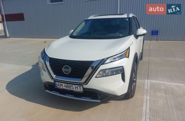 Внедорожник / Кроссовер Nissan Rogue 2021 в Бердичеве