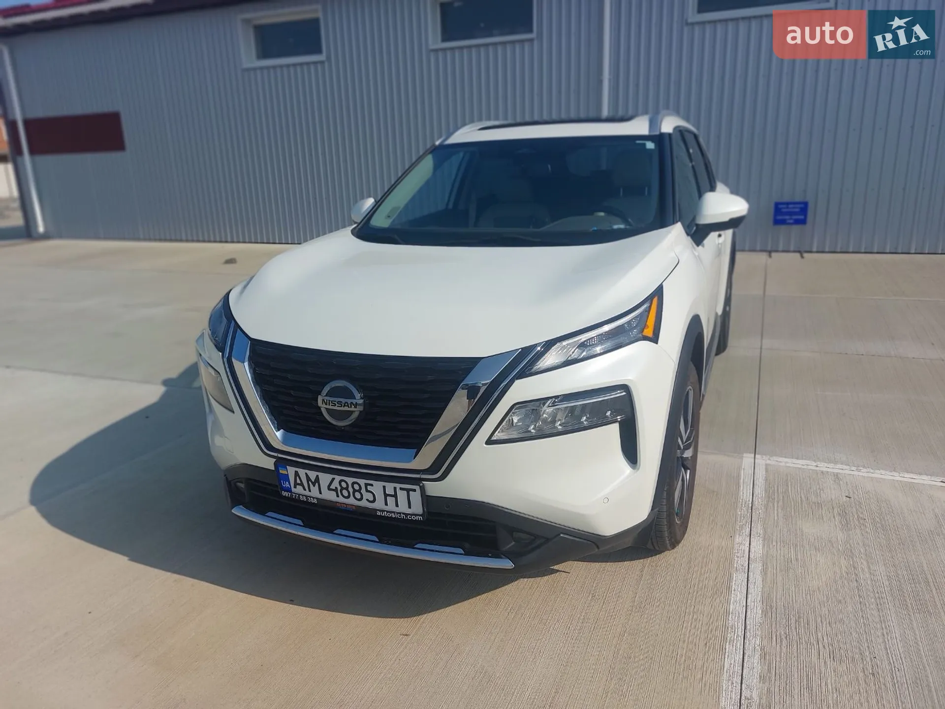2021 Nissan Rogue - фото 1