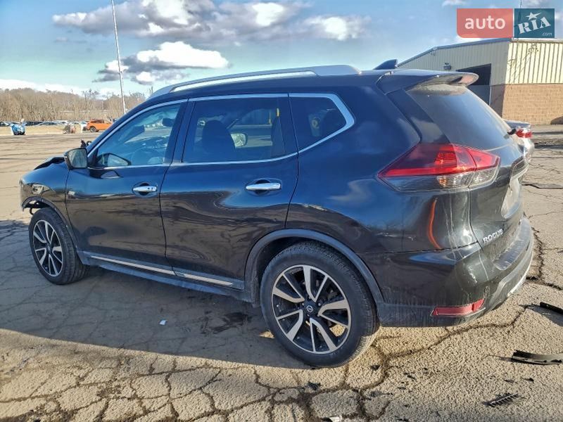 Внедорожник / Кроссовер Nissan Rogue 2019 в Львове