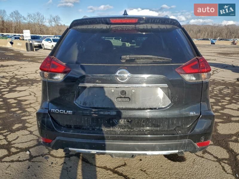 Внедорожник / Кроссовер Nissan Rogue 2019 в Львове