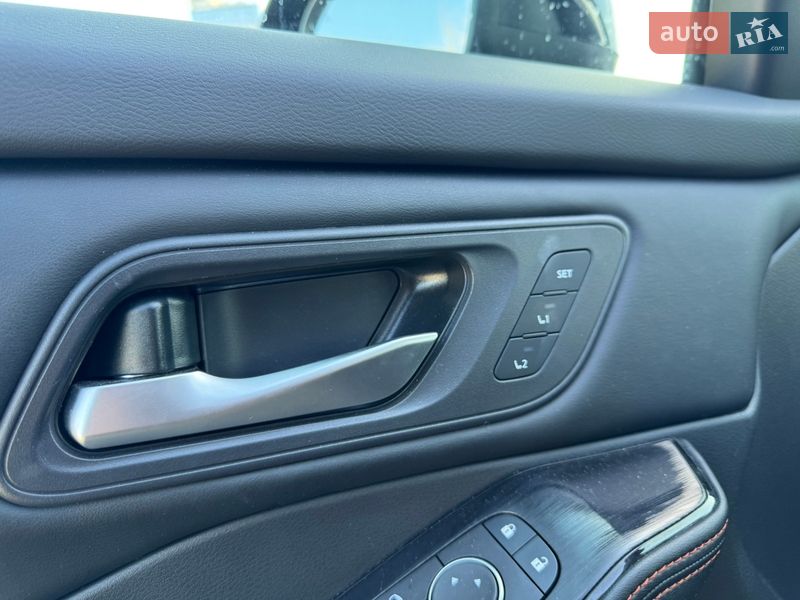 Внедорожник / Кроссовер Nissan Rogue 2024 в Киеве