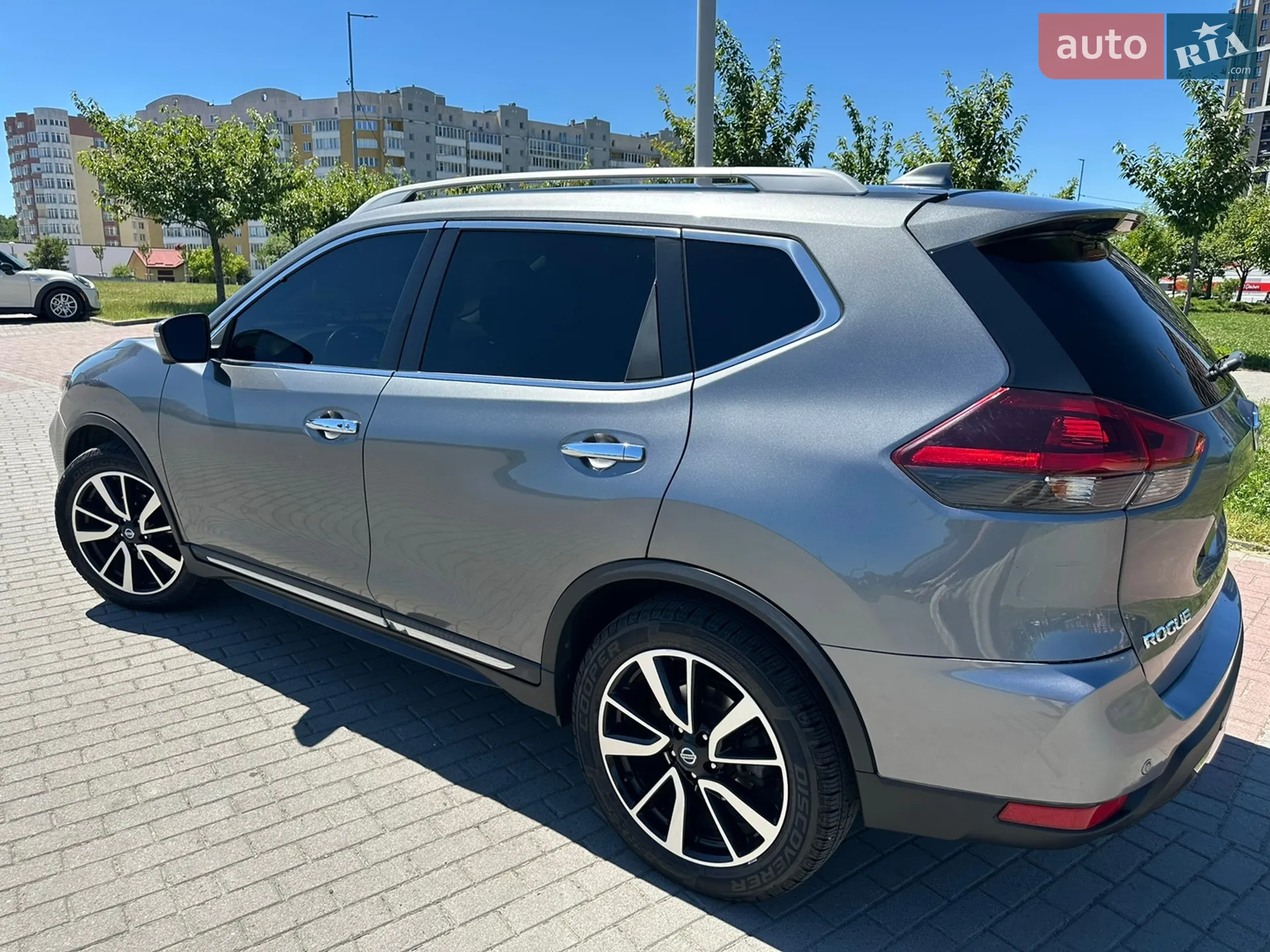 2019 Nissan Rogue - мініатюра 13