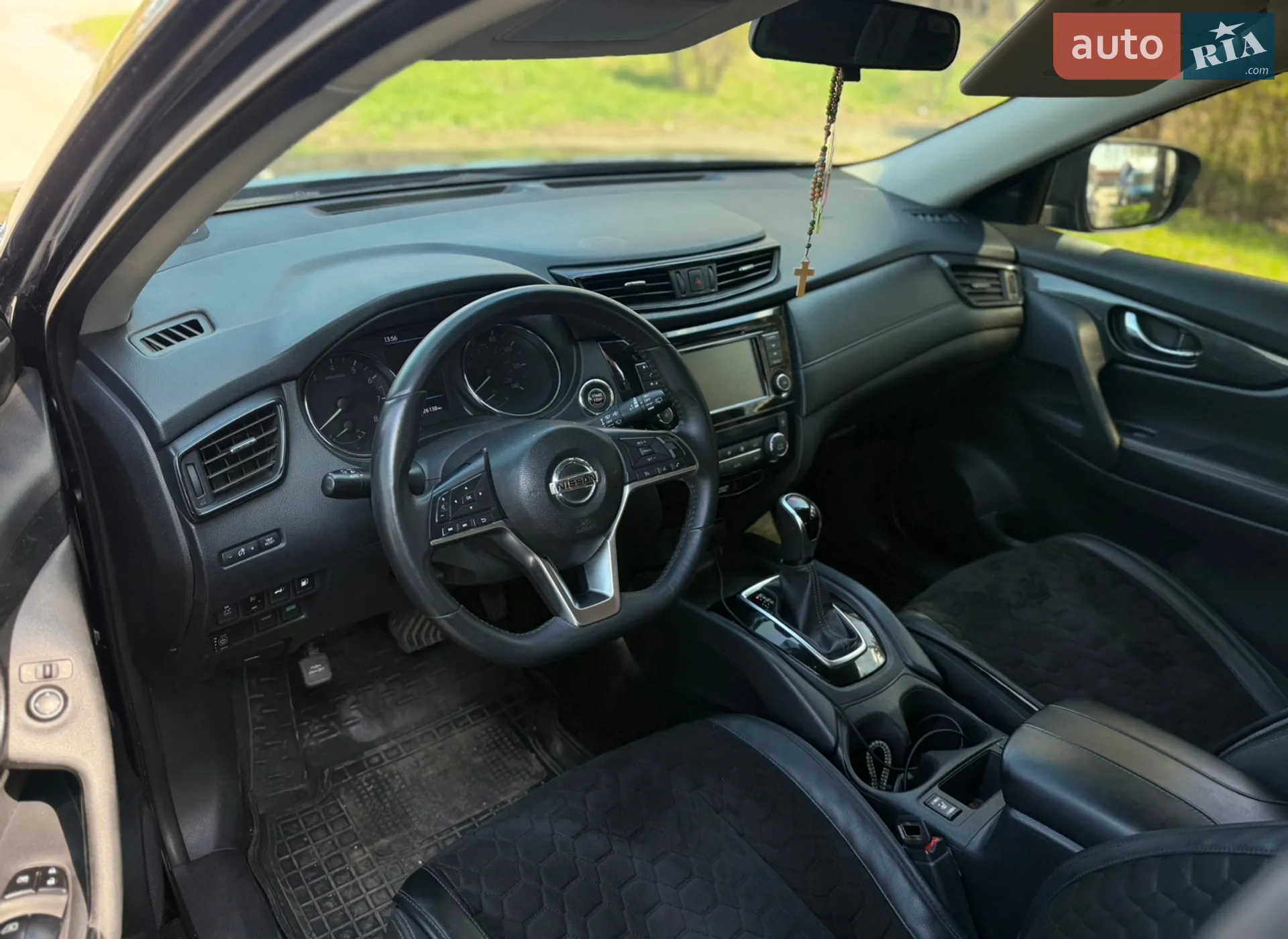 2018 Nissan Rogue - мініатюра 8