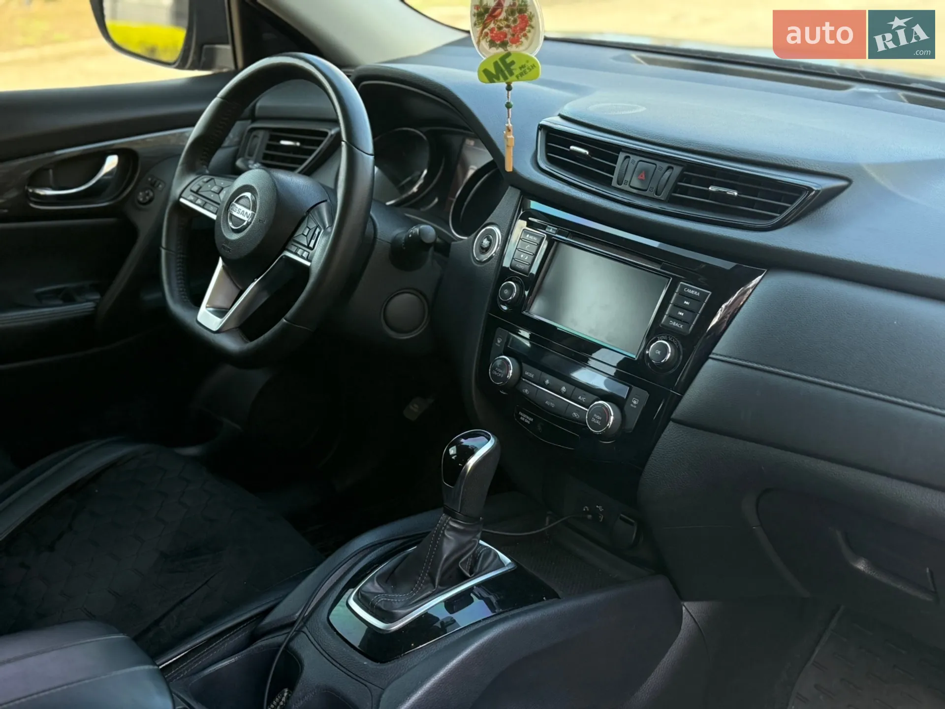 2018 Nissan Rogue - мініатюра 16