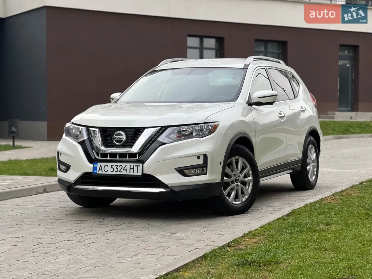 2019 Nissan Rogue - мініатюра 10