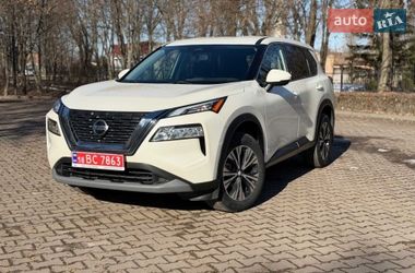 Позашляховик / Кросовер Nissan Rogue 2020 в Миргороді