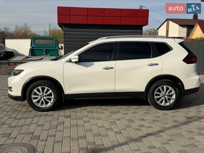 Внедорожник / Кроссовер Nissan Rogue 2018 в Белой Церкви