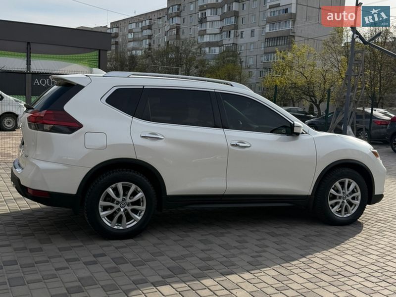 Внедорожник / Кроссовер Nissan Rogue 2018 в Белой Церкви