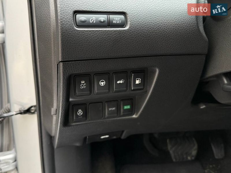 Внедорожник / Кроссовер Nissan Rogue 2019 в Киеве фото 15 Внедорожник / Кроссовер Nissan Rogue 2019 в Киеве