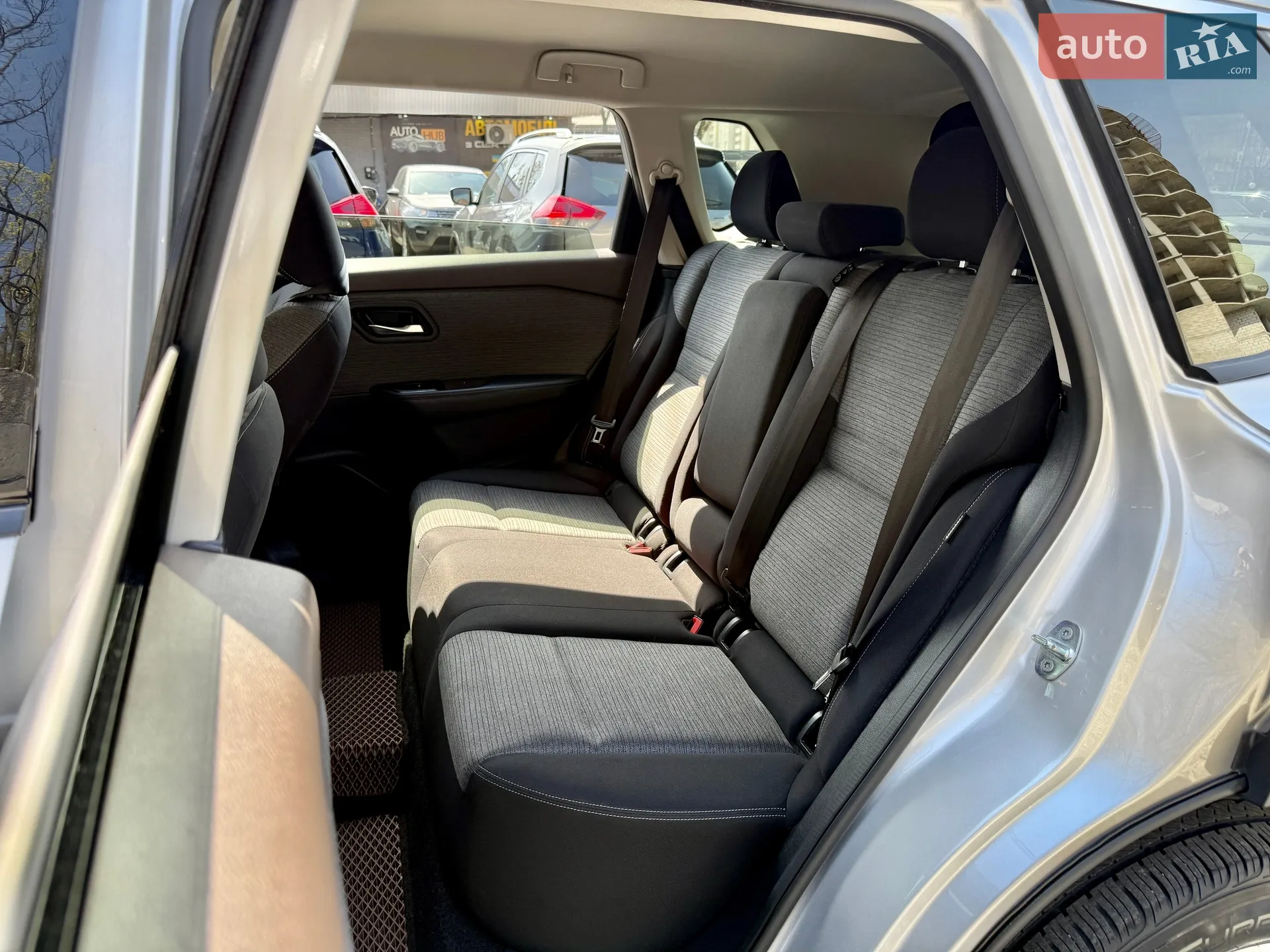2021 Nissan Rogue - мініатюра 12