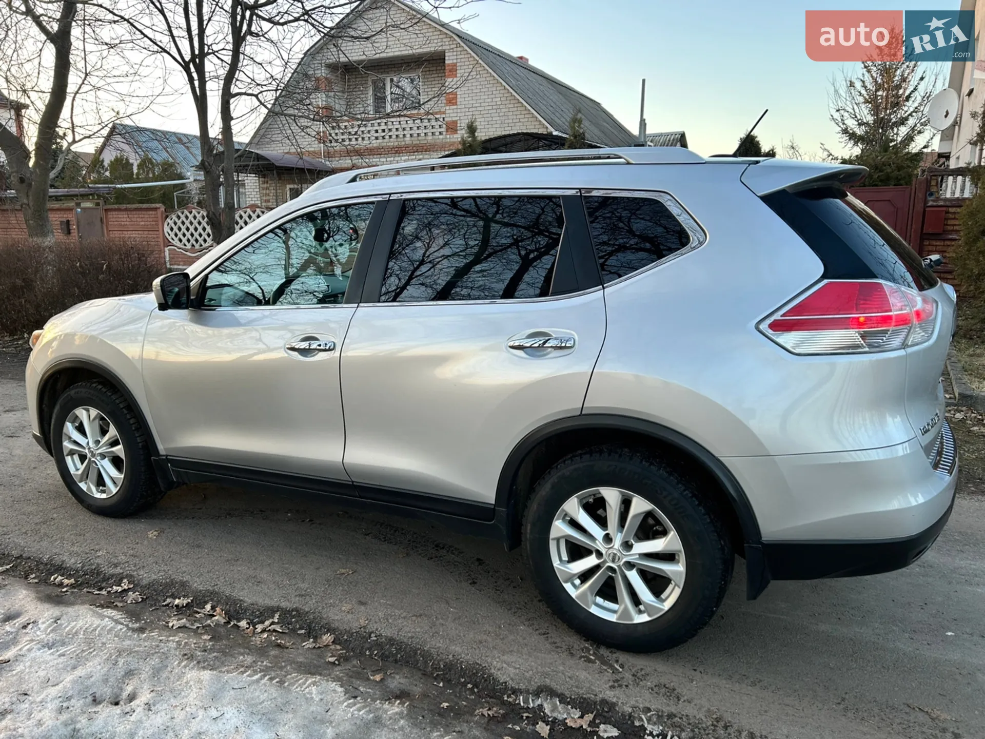 2016 Nissan Rogue - мініатюра 3