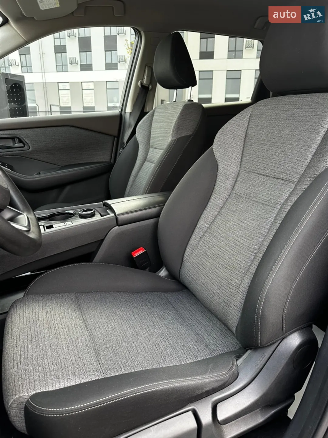 2021 Nissan Rogue - мініатюра 16