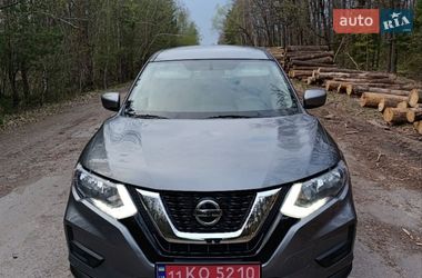 Позашляховик / Кросовер Nissan Rogue 2018 в Попільні