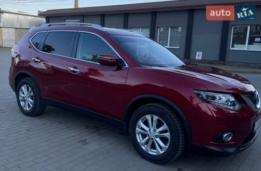 Внедорожник / Кроссовер Nissan Rogue 2016 в Ивано-Франковске