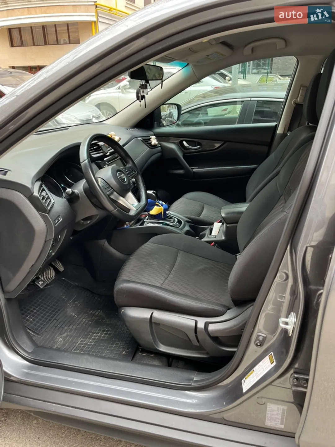 2018 Nissan Rogue - мініатюра 8