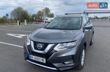 Позашляховик / Кросовер Nissan Rogue 2019 в Рівному