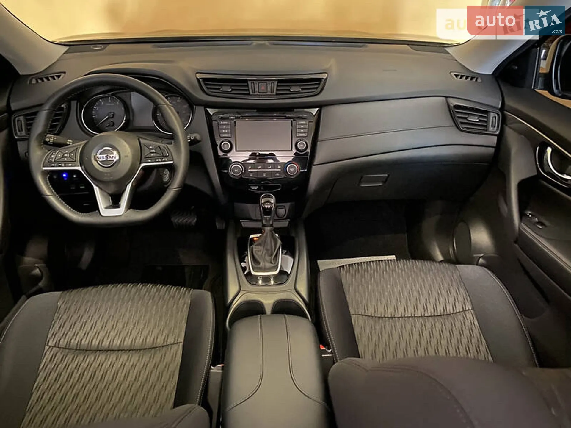 2019 Nissan Rogue - мініатюра 28