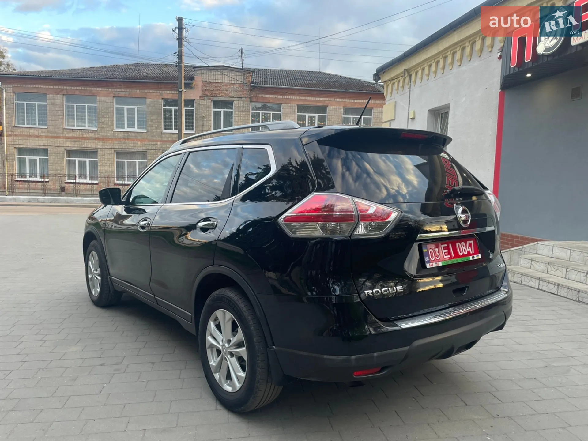 2015 Nissan Rogue - мініатюра 11