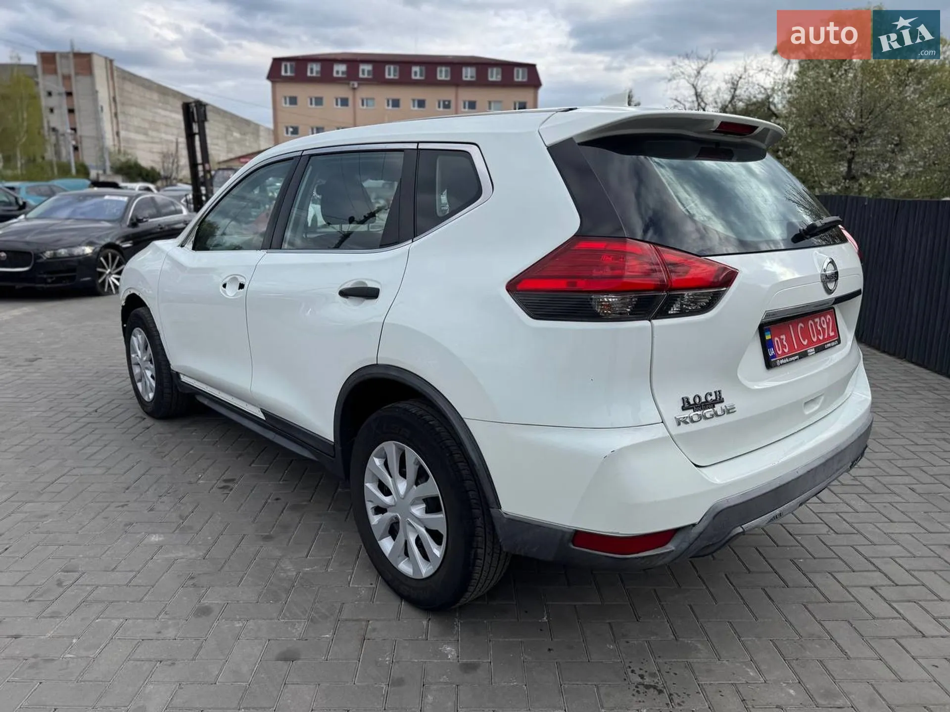 2017 Nissan Rogue - мініатюра 11