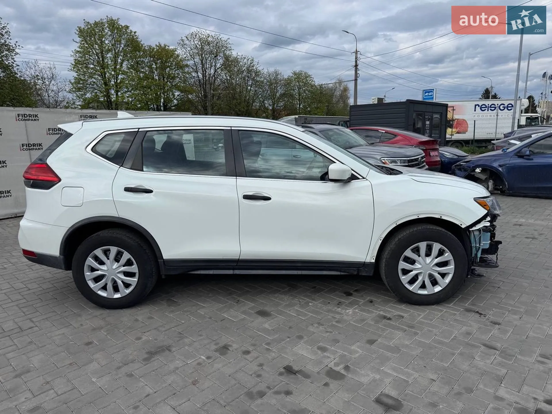 2017 Nissan Rogue - мініатюра 14