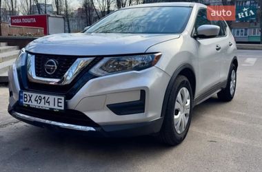 Внедорожник / Кроссовер Nissan Rogue 2018 в Киеве