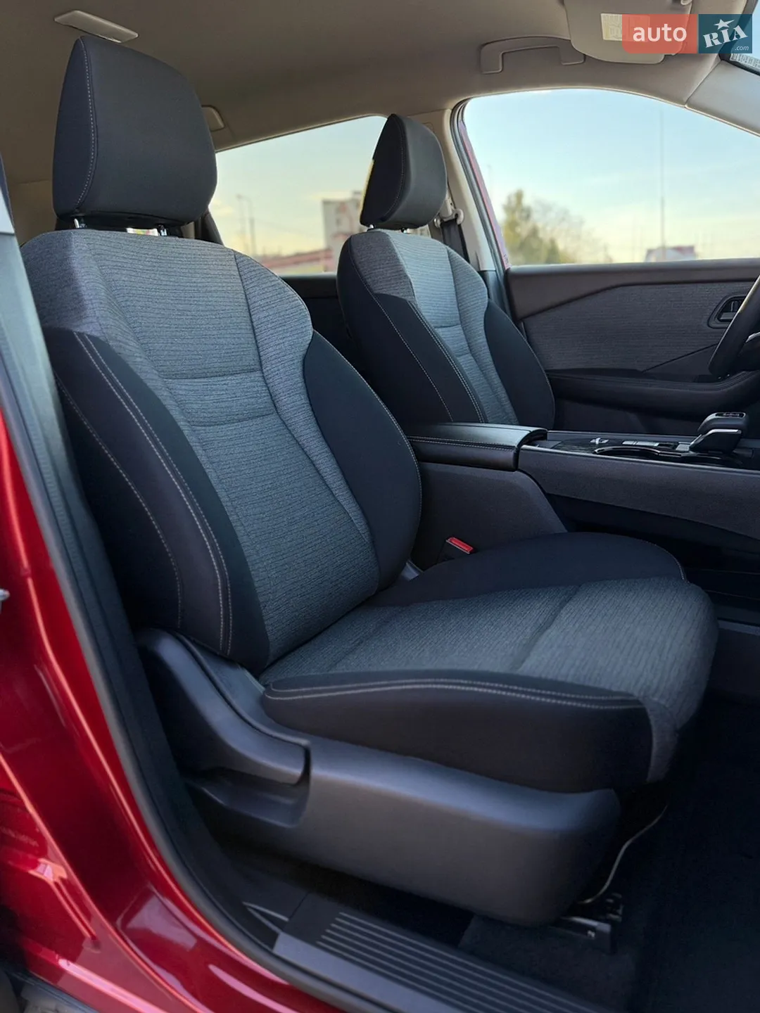 2021 Nissan Rogue - мініатюра 28