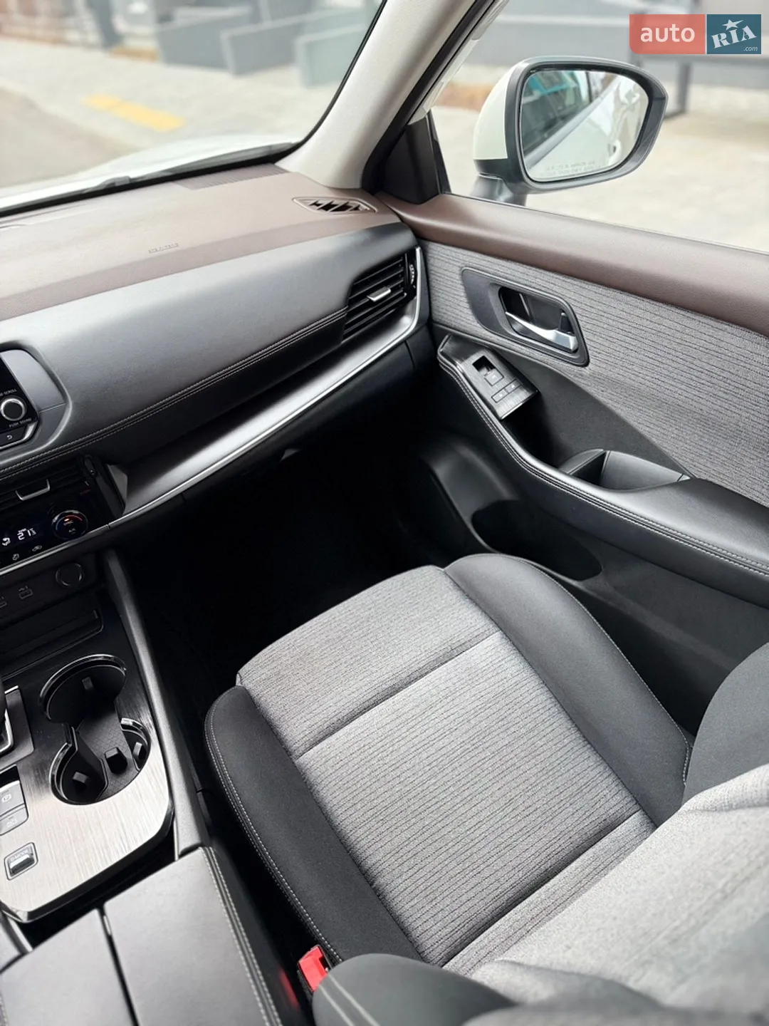2021 Nissan Rogue - мініатюра 18
