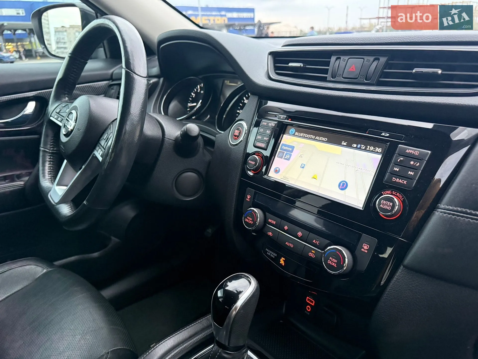 2016 Nissan Rogue - мініатюра 41