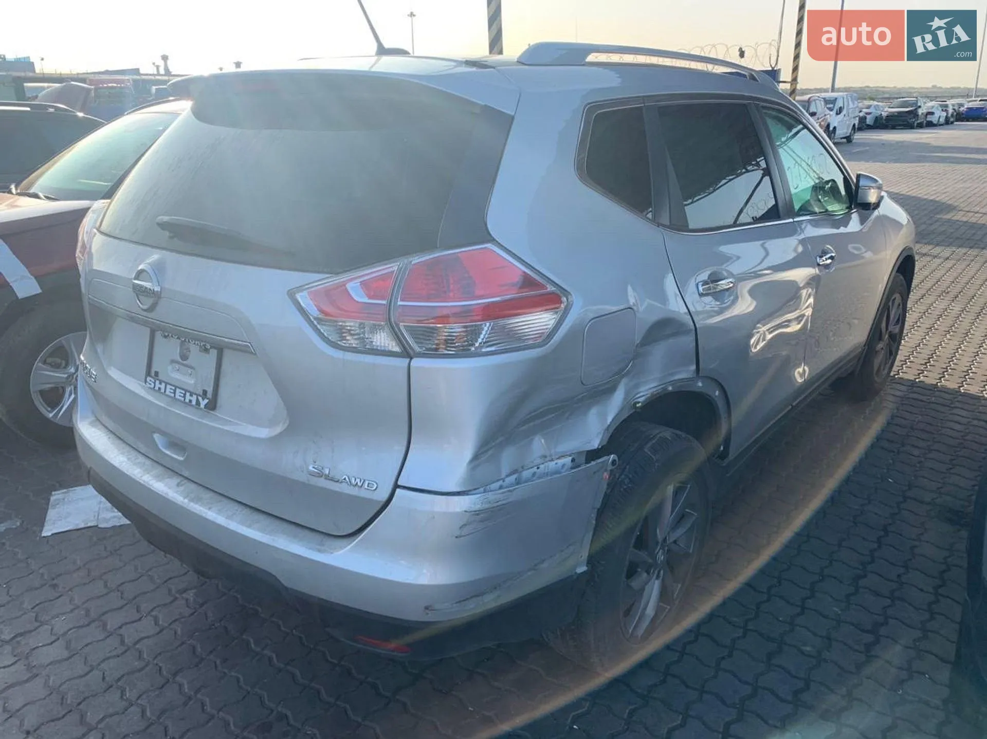 2015 Nissan Rogue - мініатюра 16
