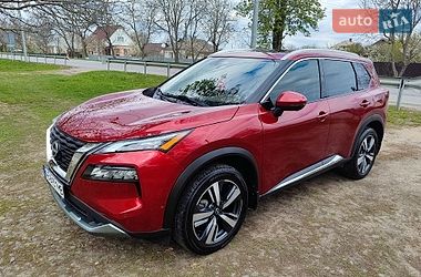 Позашляховик / Кросовер Nissan Rogue 2023 в Тульчині
