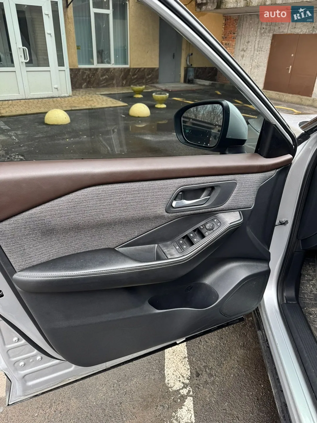 2021 Nissan Rogue - мініатюра 10