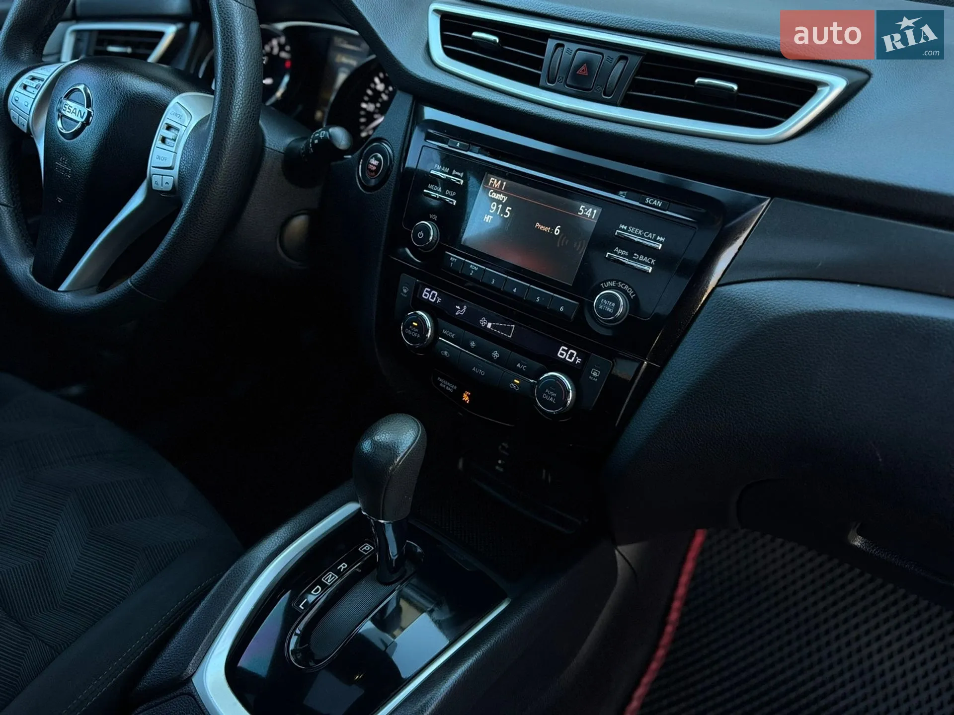 2016 Nissan Rogue - мініатюра 14