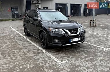 Позашляховик / Кросовер Nissan Rogue 2018 в Києві