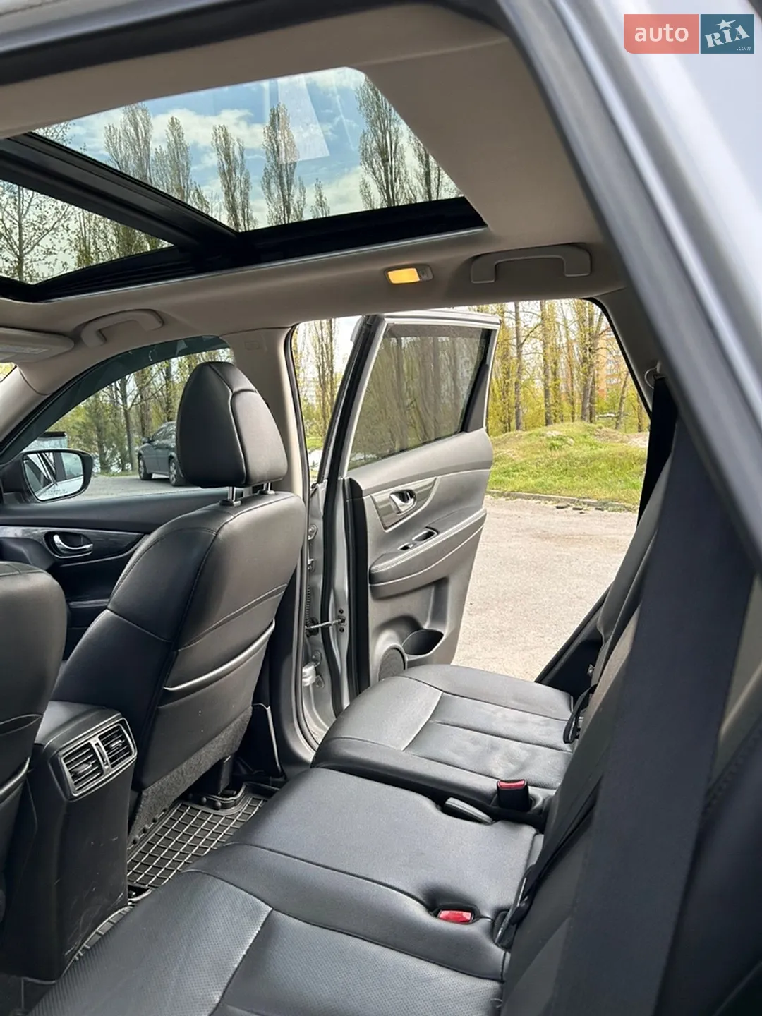 2015 Nissan Rogue - мініатюра 15