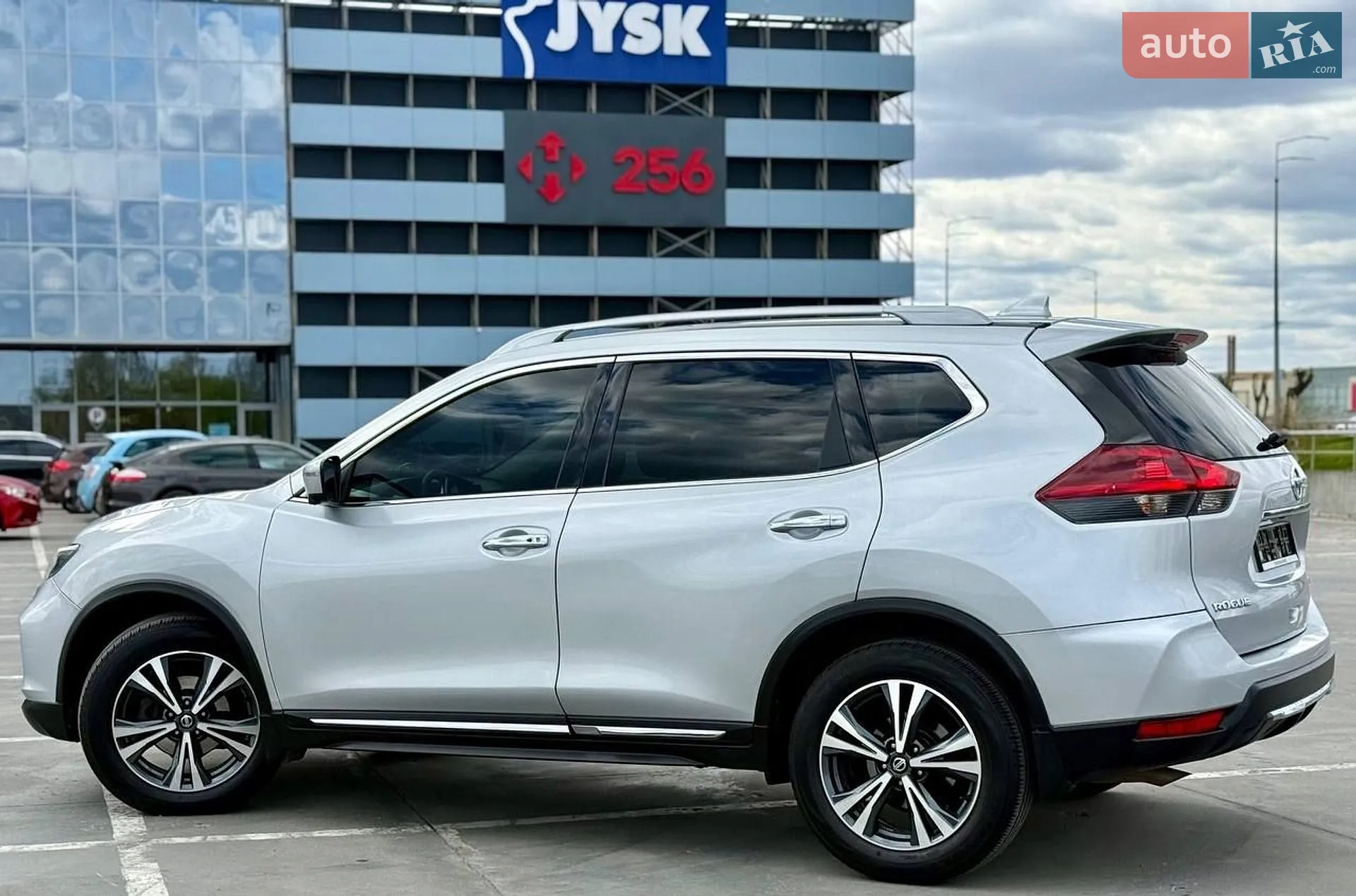 2017 Nissan Rogue - мініатюра 46