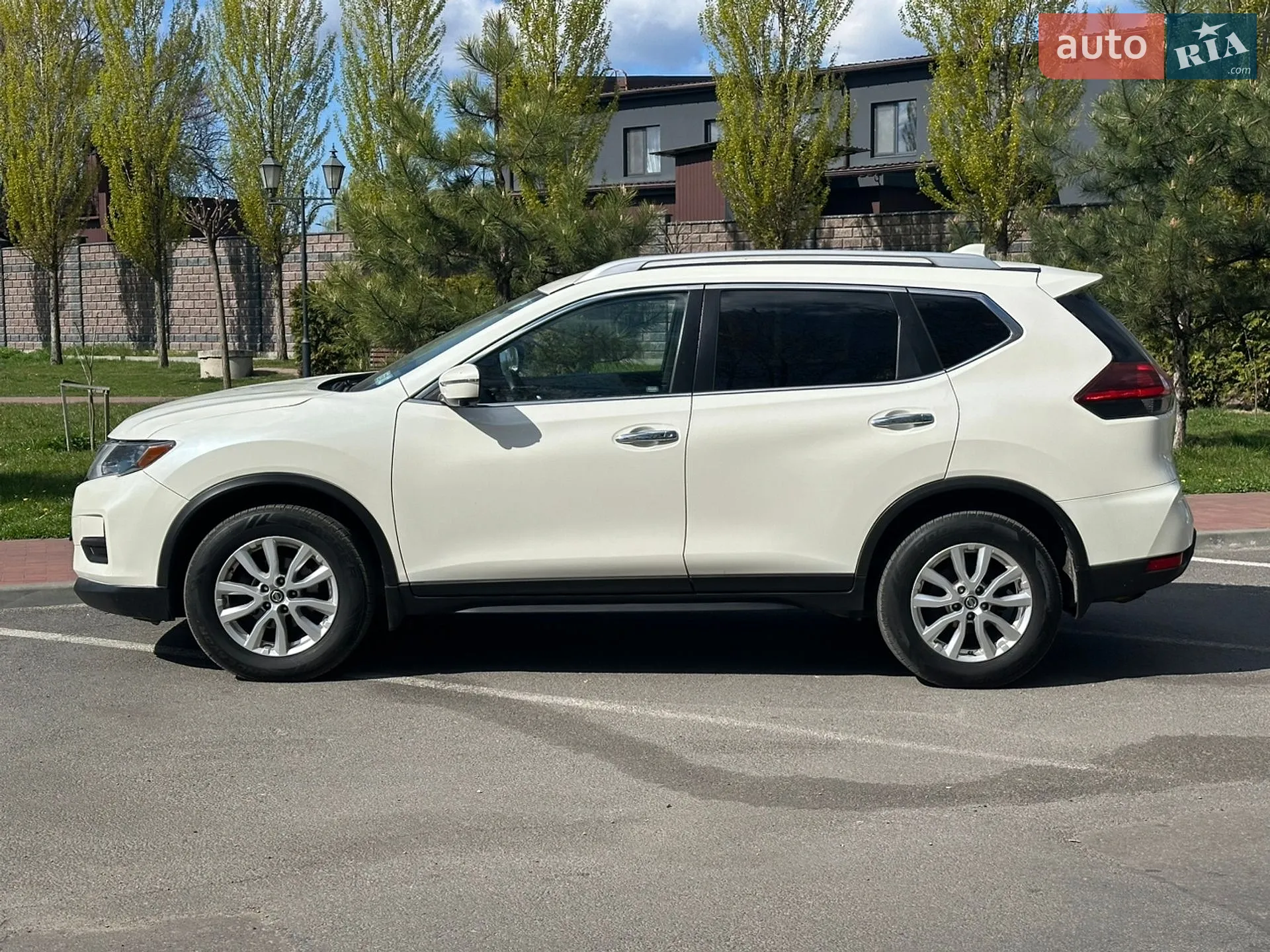 2017 Nissan Rogue - мініатюра 7