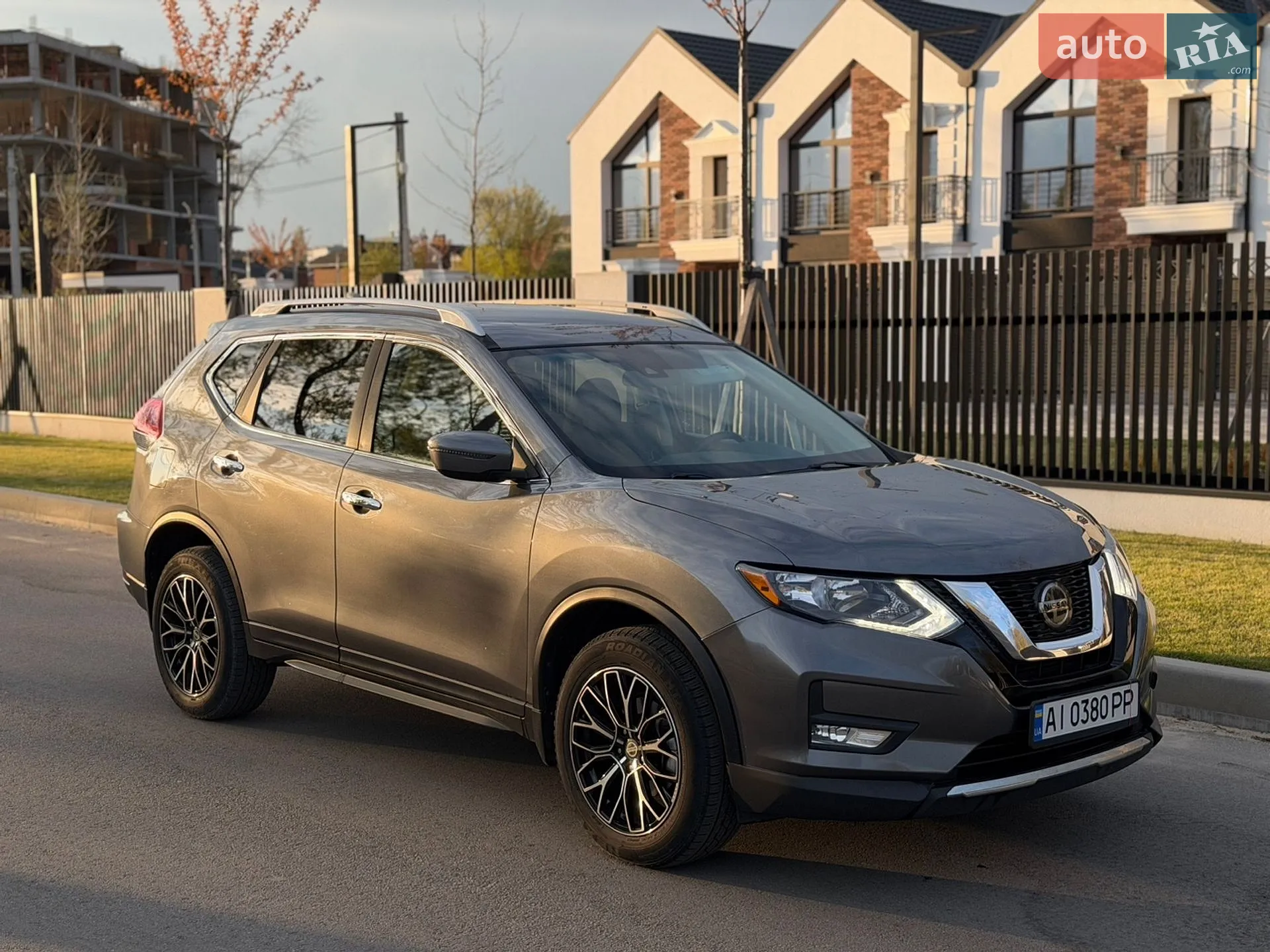 2018 Nissan Rogue - фото 1