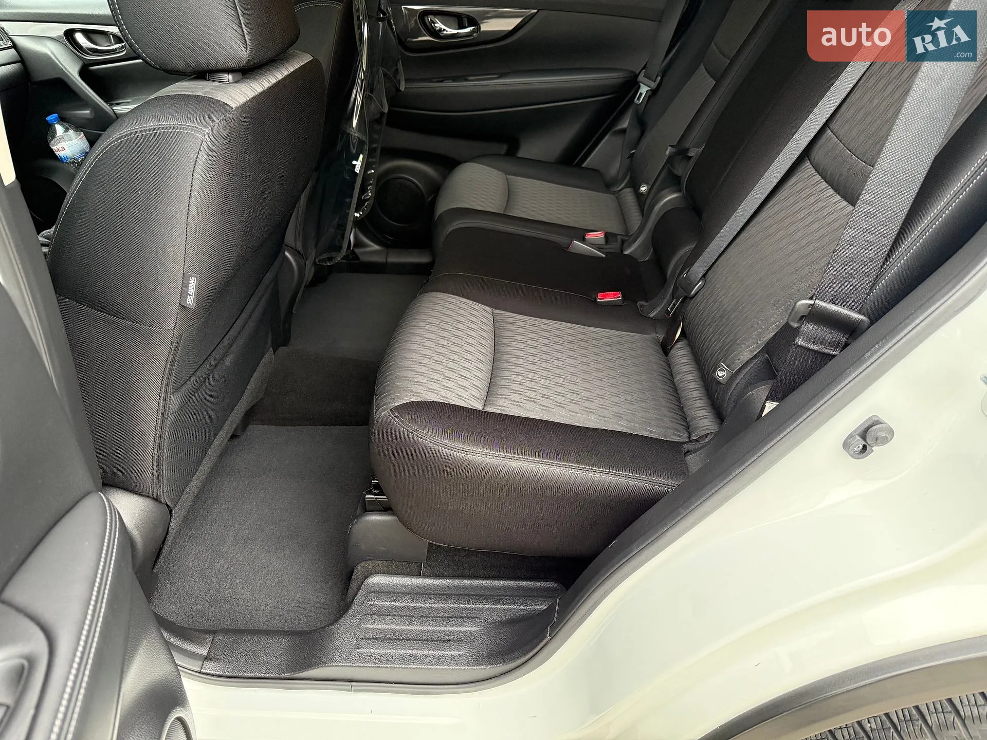 2017 Nissan Rogue - мініатюра 37