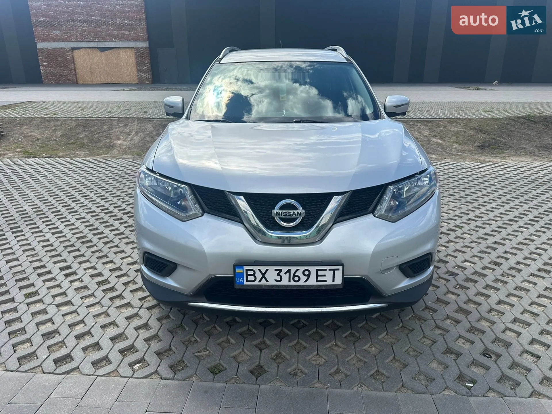 2016 Nissan Rogue - мініатюра 2