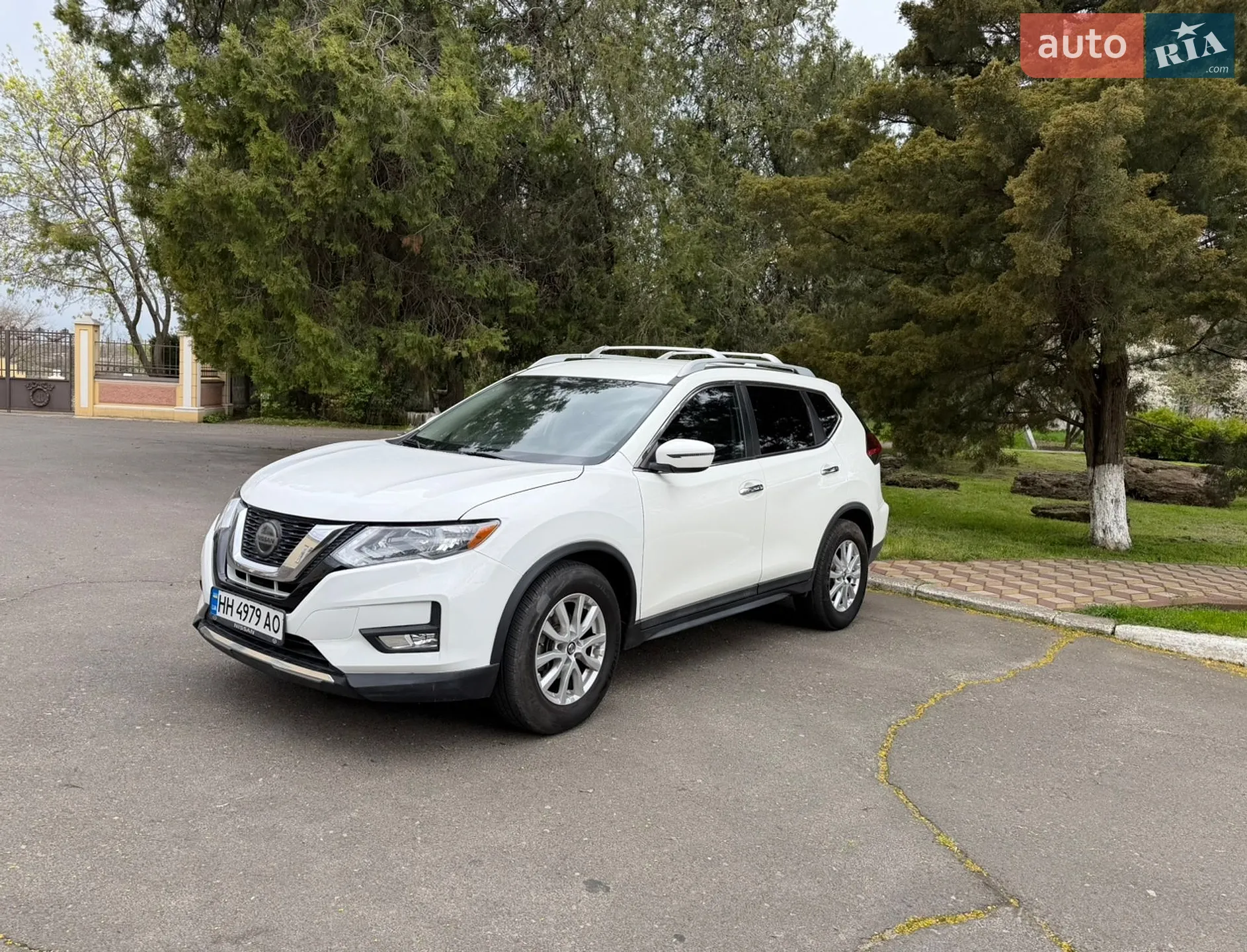 2019 Nissan Rogue - мініатюра 3