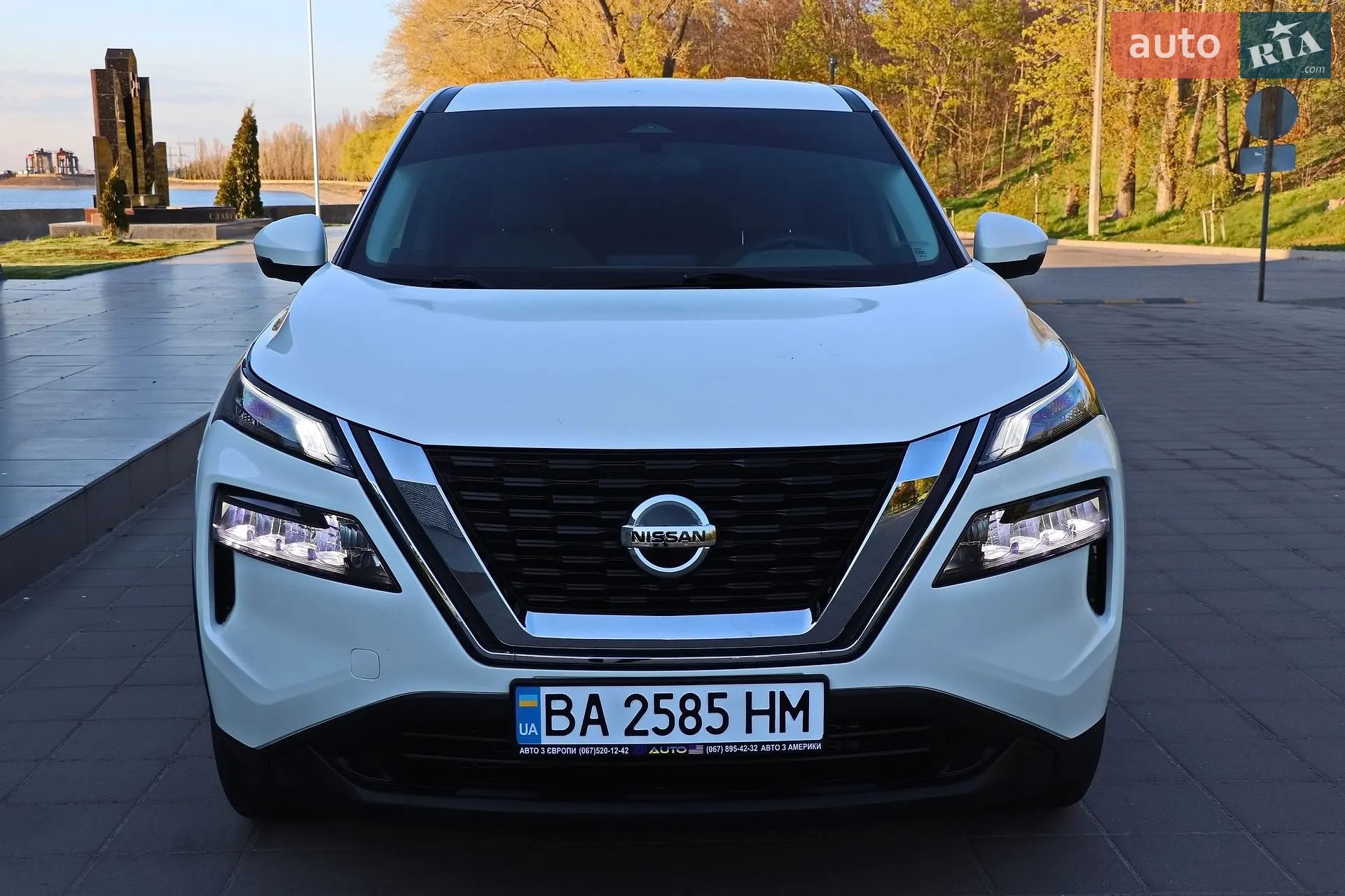 2021 Nissan Rogue - мініатюра 2