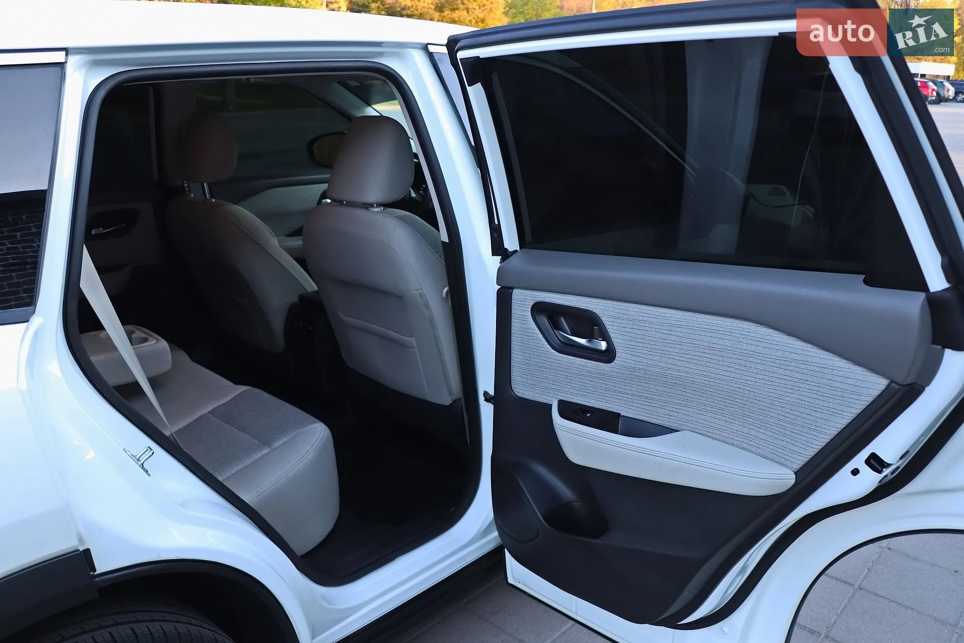 2021 Nissan Rogue - мініатюра 19