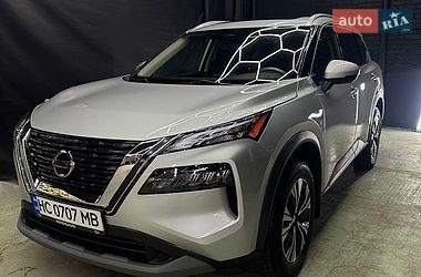 Внедорожник / Кроссовер Nissan Rogue 2021 в Львове