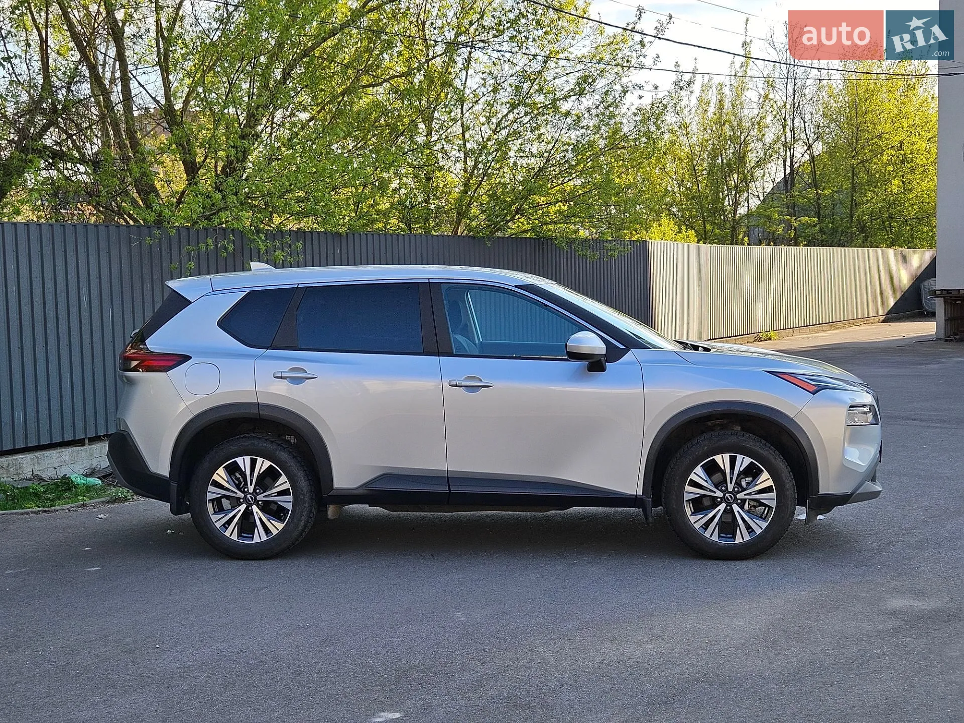 2023 Nissan Rogue - мініатюра 2