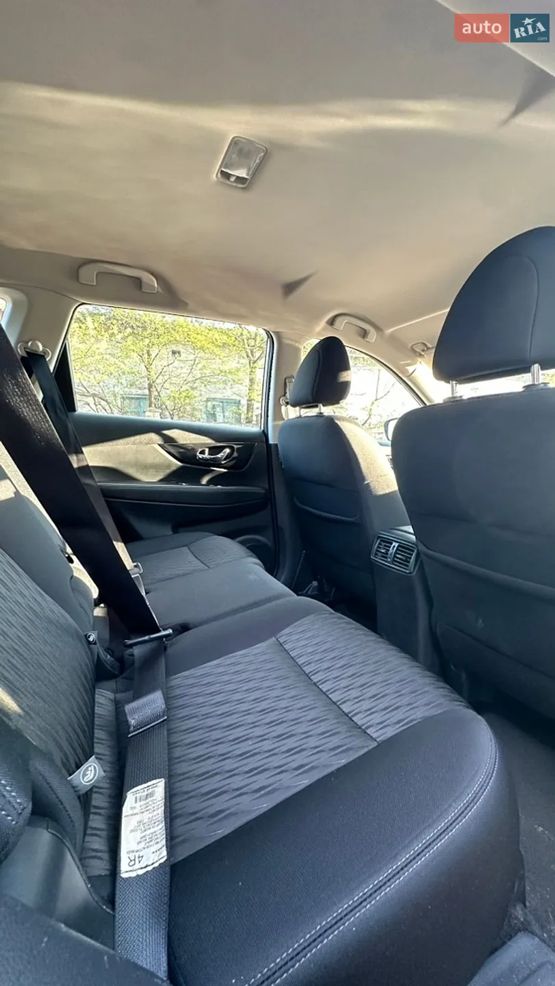 2018 Nissan Rogue - мініатюра 11