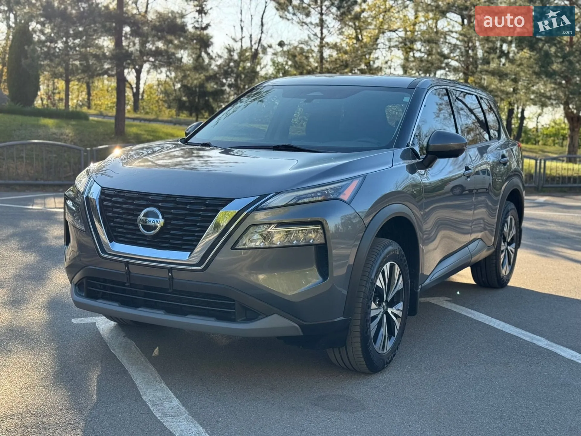 2021 Nissan Rogue - мініатюра 2
