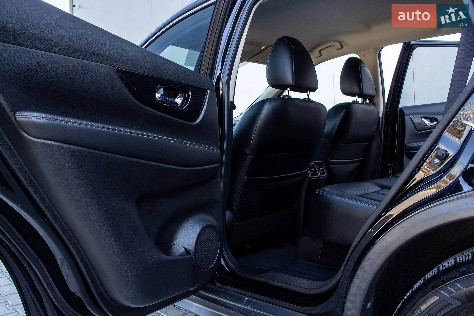 2016 Nissan Rogue - мініатюра 29