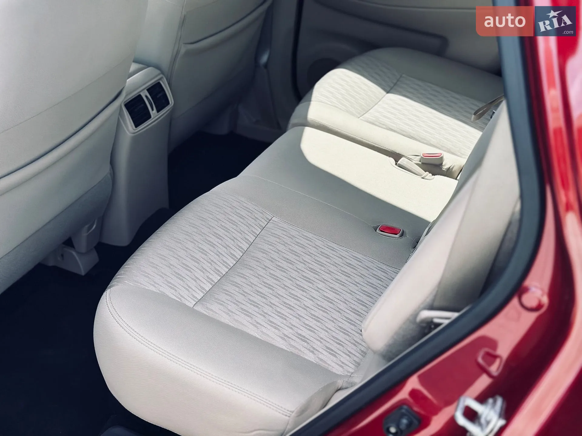 2019 Nissan Rogue - мініатюра 11
