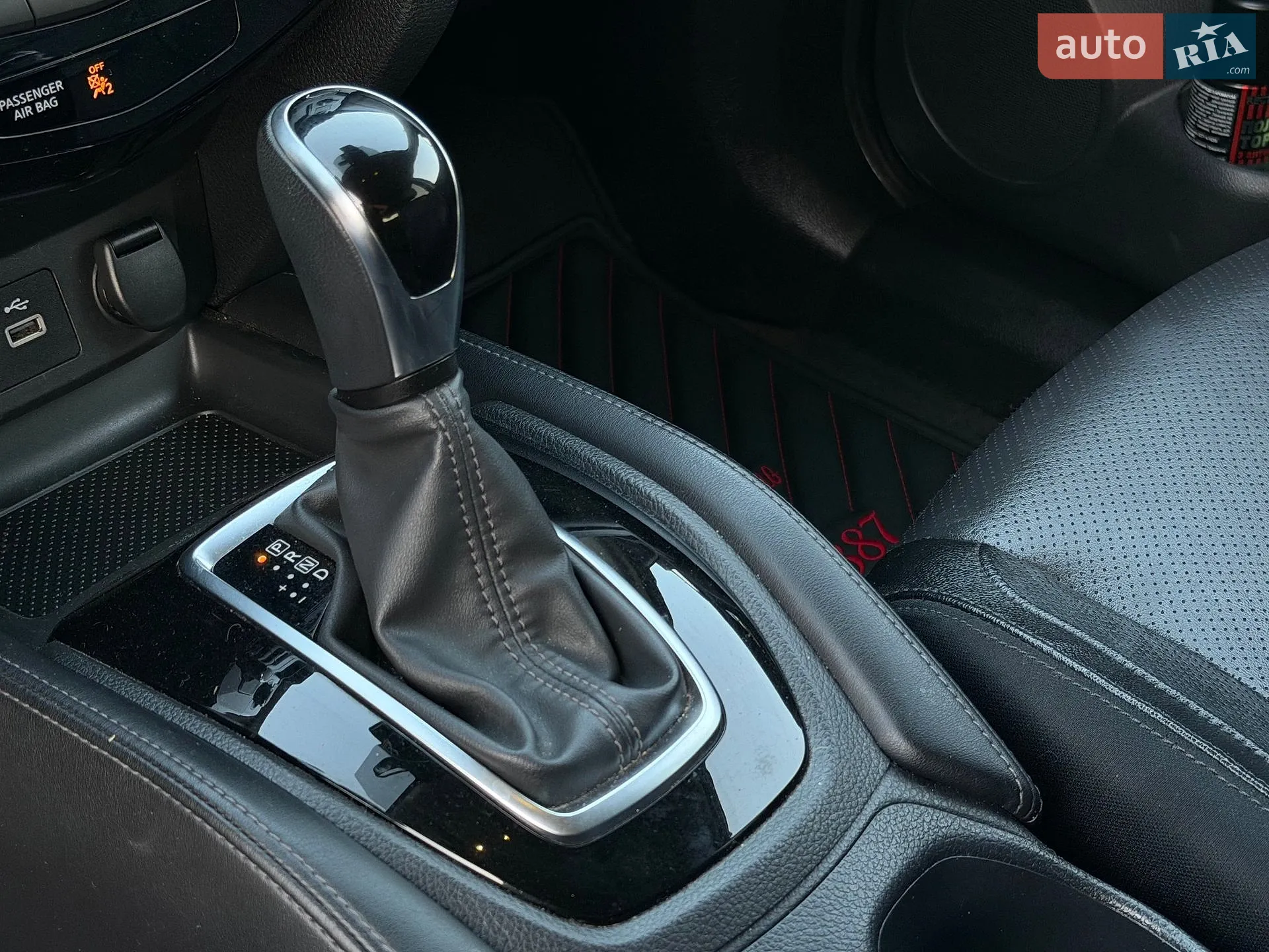 2018 Nissan Rogue - мініатюра 36