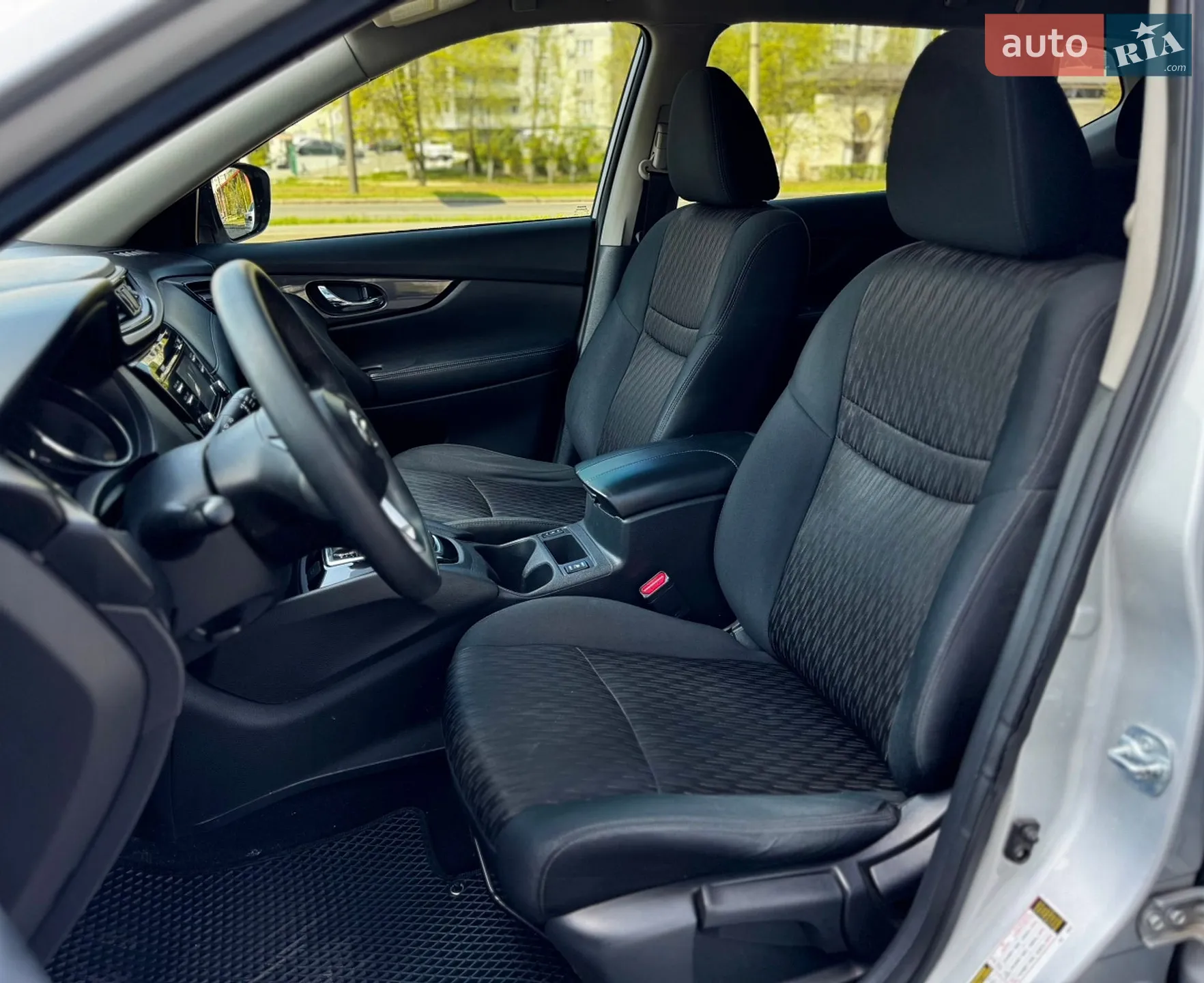 2017 Nissan Rogue - мініатюра 15